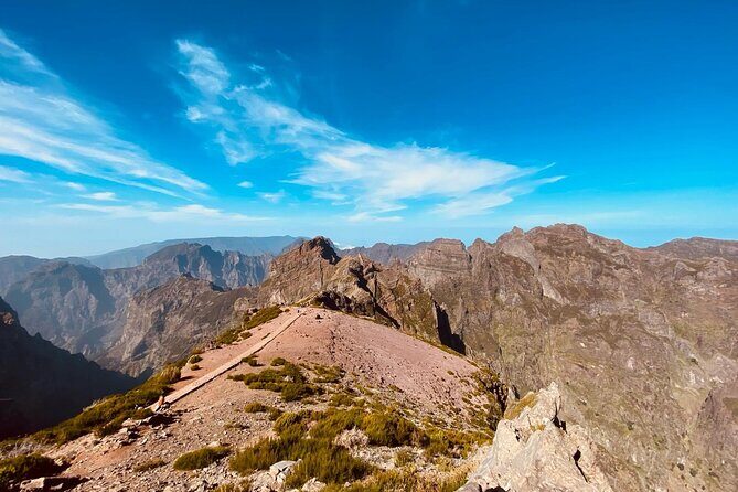 Transfer from Achada do Teixeira to Pico do Arieiro - In-Depth Review of the Transfer from Achada do Teixeira to Pico do Arieiro