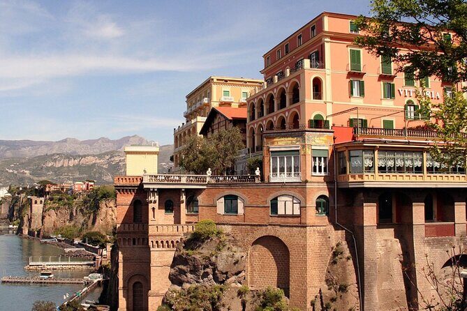 Transfer from Capodichino Airport to Sorrento or Back - Detailed Breakdown of the Experience