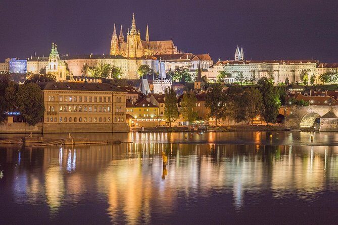 Transfer from Cesky Krumlov to Prague: Private daytrip with 2h for sightseeing - Cesky Krumlov to Prague Private Transfer with Sightseeing: A Practical and Authentic Journey