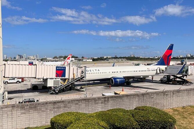 Transfer From Fort Lauderdale Airport with Meet & Greet Service - An In-Depth Look at the Fort Lauderdale Airport Private Transfer