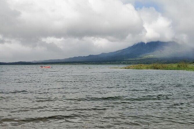 Transfer from Monteverde to La Fortuna through Arenal Lake - Key Points