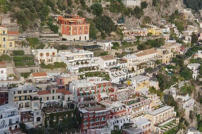 Transfer From Naples airport or station to Positano and vice versa - An In-Depth Look at the Transfer Experience