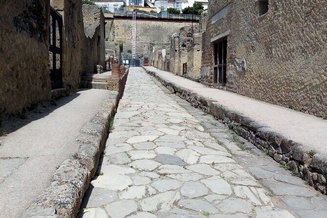Transfer From Naples/area to Amalfi coast with 2hr stop in Pompei - Who Is This Tour Best For?