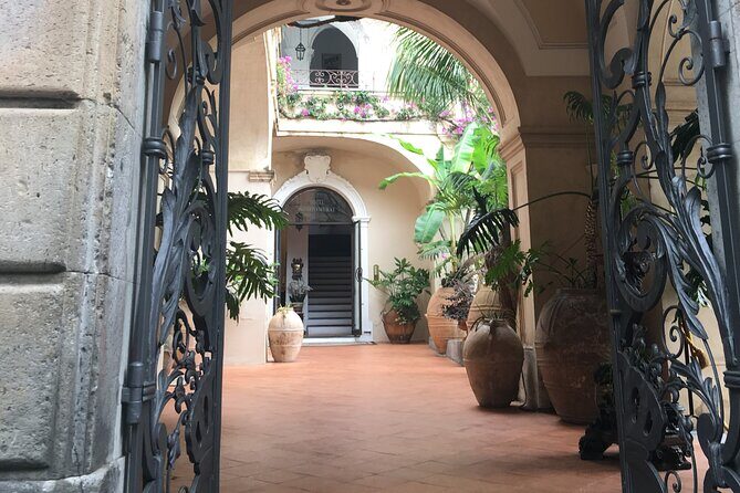 Transfer From Naples Train Station/area to Sorrento with 1 hour stop in Positano - FAQ