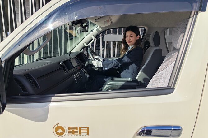 Transfer from Osaka City Hotels to Kansai Airport 10-seats van - In-Depth Review: Streamlined, Practical, and Worth Considering