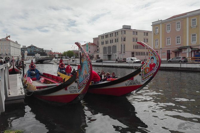Transfer from Porto to Coimbra visiting Aveiro, half day - Key Points
