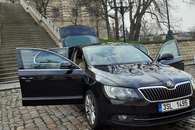 Transfer from Prague Hotel to Airport Prague - Key Points