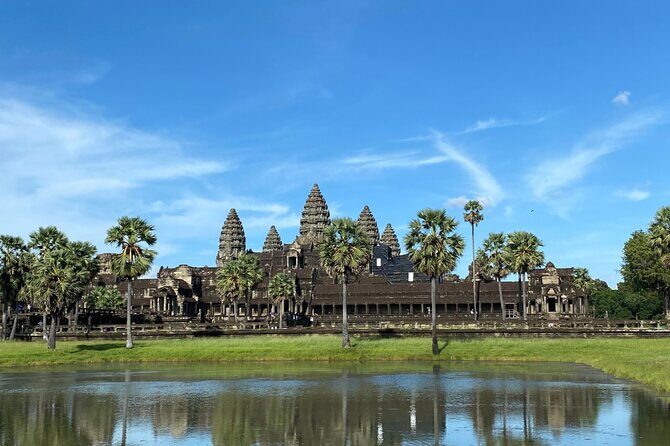 Transfer from Siem Reap Airport to Hotels in Siem Reap - A Practical and Reliable Way to Start Your Cambodia Adventure