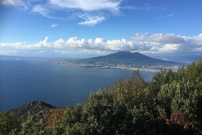 Transfer from Sorrento to Naples - The Sum Up