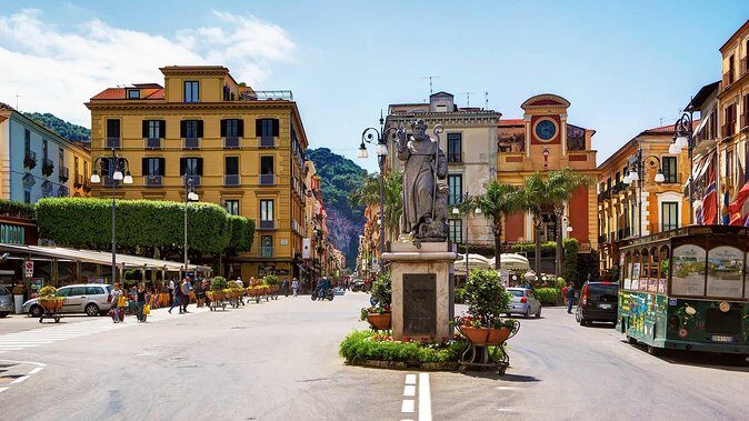 Transfer from Sorrento to Naples or Naples to Sorrento - Transfer from Sorrento to Naples or Naples to Sorrento: The Practical Luxury of Door-to-Door Comfort