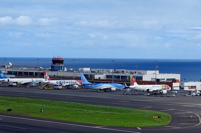Transfer Privado e Confiável: Aeroporto  Funchal (ou vice-versa) - An In-Depth Look at the Madeira Airport Transfer Experience