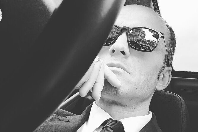 Transfer private from Positano to Naples or viceversa - In-Depth Review: Your Stress-Free Gateway Across the Amalfi Coast