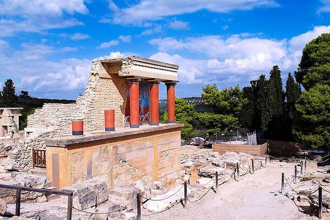 Transfer Service in Crete - Starts from Heraklion Prefecture - Who Will Love This Service?