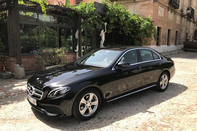 Transfer to Barajas Airport from Madrid - A Smooth Send-Off: Private Transfer from Madrid to Barajas Airport