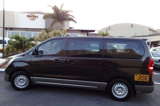 Transfer to Jaco beach from San José or the airport one way - The Sum Up