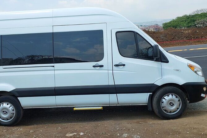 Transfer TO or FROM San Jose city to Arenal - Fortuna Area. Private - The Details of Your Costa Rican Transfer Experience