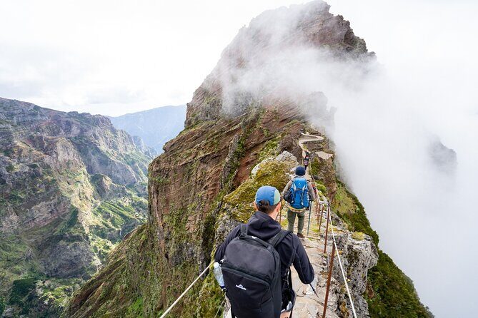 Transfer to Picos da Madeira - Pico do Arieiro and Pico Ruivo - Who Is This Tour Best Suited For?