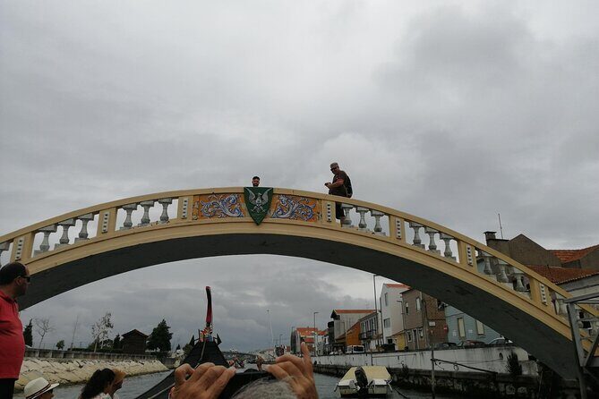 Transfer to Porto with Óbidos, Nazaré and Aveiro - Exploring the Itinerary: A Deep Dive