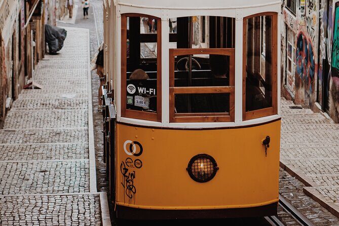 Transfer Tour Between Lisbon and Porto - Who Will Love This Tour?