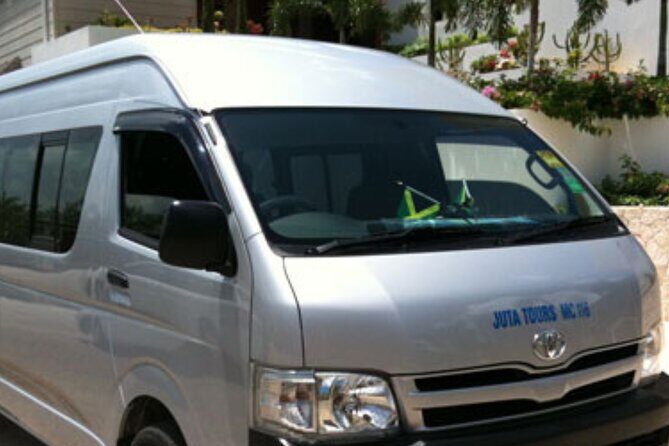 Transfers between Montego Bay Airport and Negril Hotels - Key Points