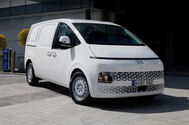 Transport|| City tour (4 tourist attractions) - Who Will Appreciate This Tour?