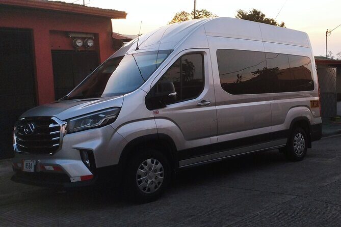 Transportation from La Fortuna to Tamarindo Beach - Challenges and Considerations