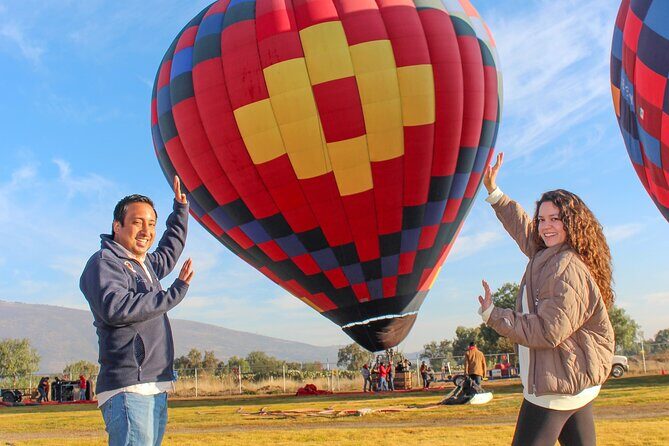 Travel by Hot Air Balloon, Teotihuacán Pyramids and Lunch - Authentic Experiences in Every Detail