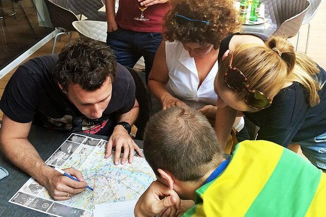 Treasure Hunt and Discovery Game in Budapest - Key Points
