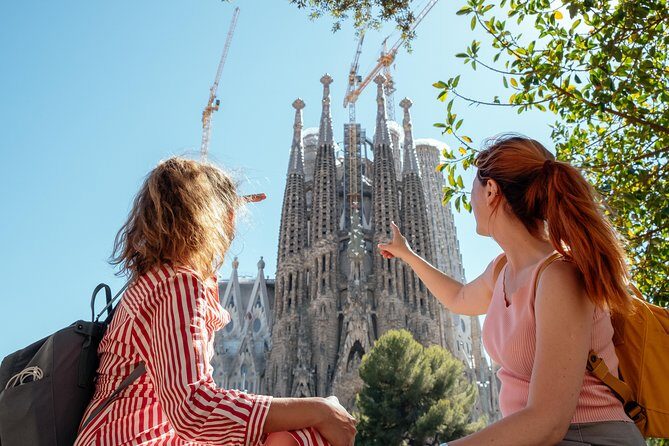 Treasures of Barcelona: Private Gaudi Walking Tour - Key Points