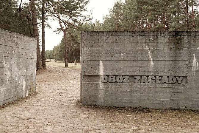 Treblinka Death Camp 6 Hour Private Tour from Warsaw - Exploring the Treblinka Experience: What to Expect