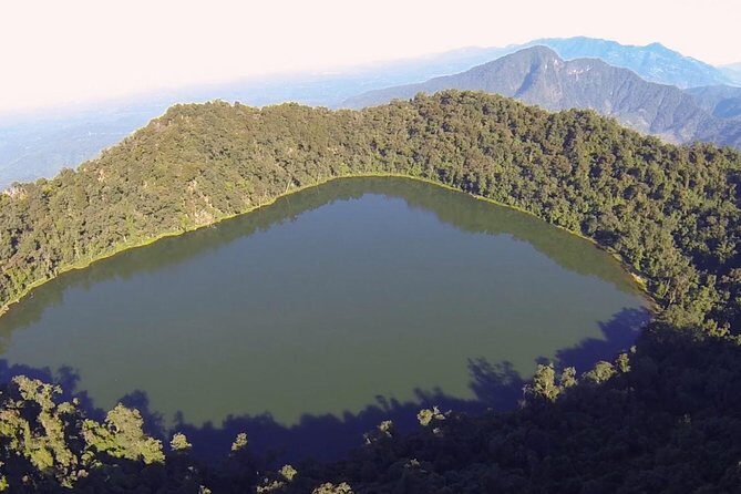 Trek to Chicabal Volcano and Lagoon near Quetzaltenango , Guatemala - Key Points
