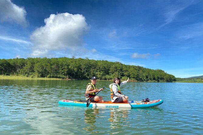 Trekking Pinhet - SUP/ Kayak at Tuyen Lam lake - An In-Depth Look at the Trekking and Kayaking Experience