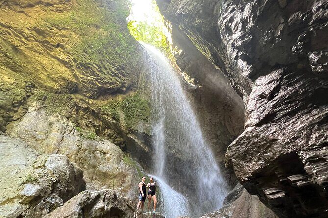 Trekking/rappelling waterfalls in Dominican Republic - Key Points