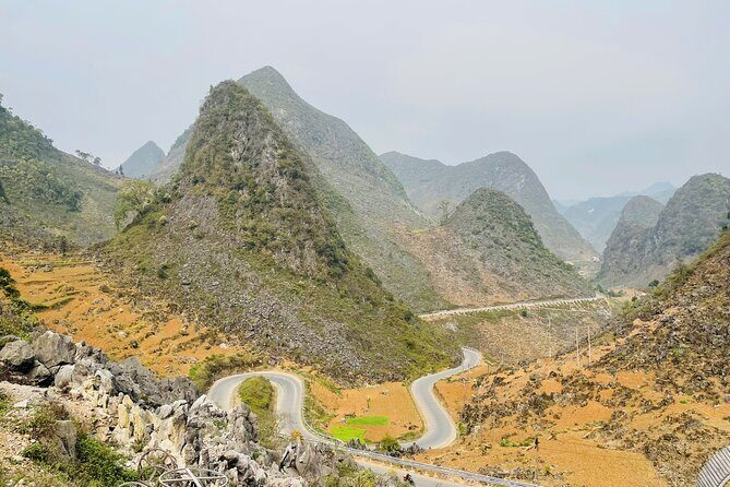 Trekking the White Cliff Ma Pi Leng Pass Adventure - An In-Depth Look at the Trekking Adventure