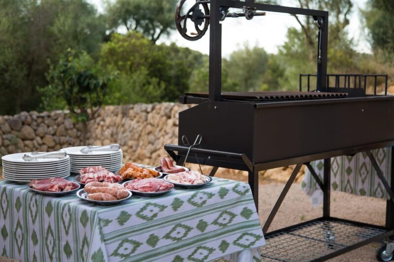 Treurer: Mediterranean barbecue Night - Who Would Love This Experience?