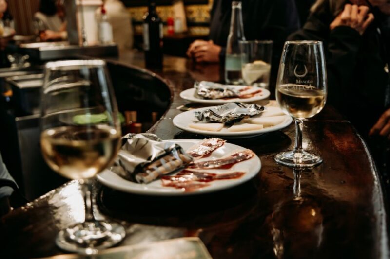 Triana: Authentic Flamenco & Tapas Tour - A Detailed Look at the Experience