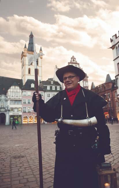 Trier: Walking tour with the Trier night watchman costume tour - Key Points