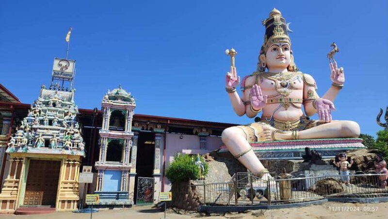 Trincomalee: City Tour with Koneswarm and Crocodile lake - A Deep Dive into the Trincomalee City Tour