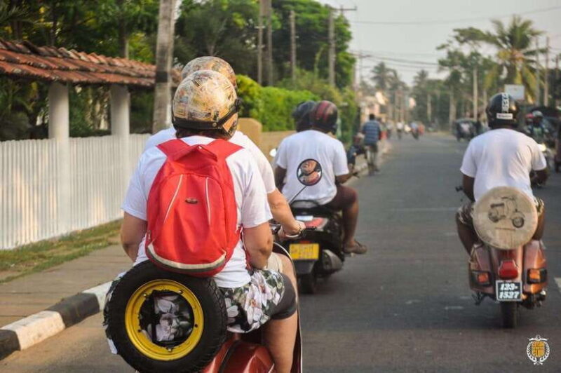 Trincomalee: Guided scooter City Tour - Key Points