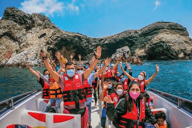 Trip and Tour to Paracas, Huacachina and Winegrowers - Huacachina: Dunes, Buggies, and Sandboarding