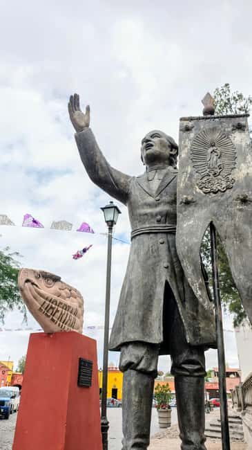 Trip from San Miguel to the Sacred Frescoes of Atotonilco - A Visit to San Juan de Dios