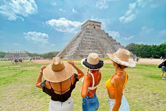 Trip to Chichen Itza with Buffet Breakfast and Saamal cenote - Express Your Curiosity: Touring Chichen Itza with a Morning Buffet and Water Adventure