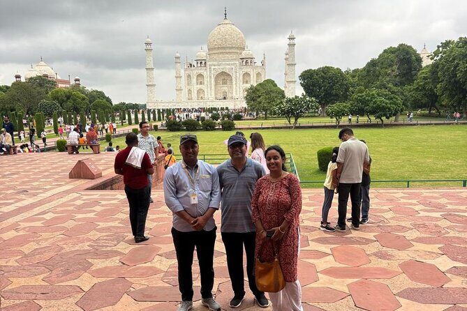 Trip To Taj Mahal From Delhi - FAQ