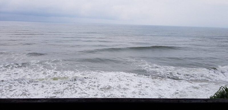 Trivandrum: Jatayu Nature Park & Varkala Beach Private Tour - Key Points