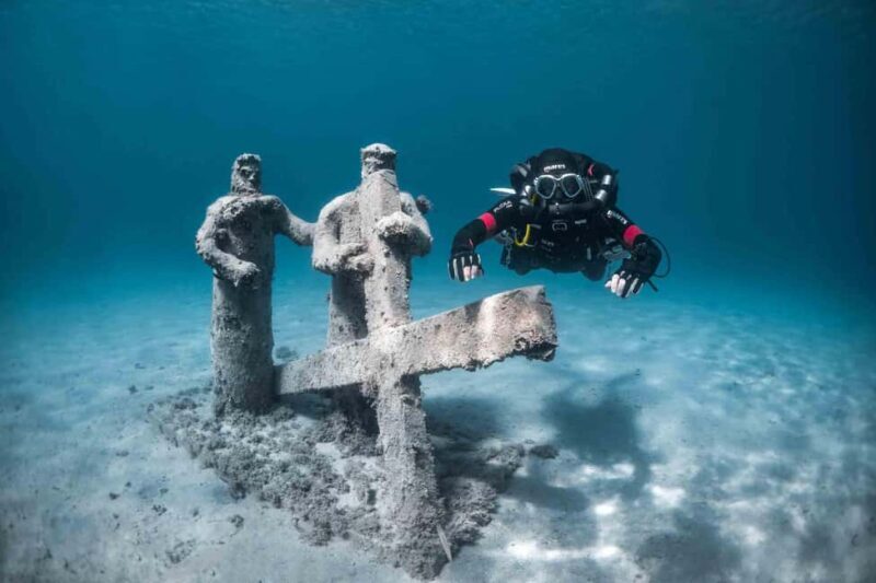 Trogir & Blue Lagoon Tour + Underwater Museum & Jet Scooter - The Blue Lagoon: A Slice of Paradise