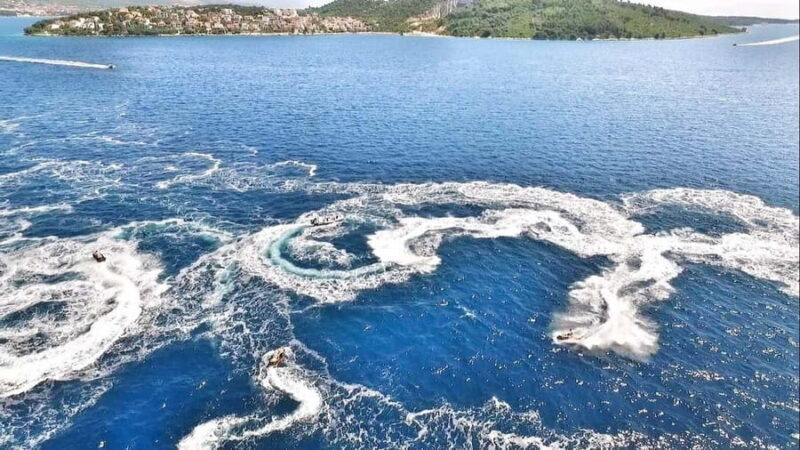 Trogir: Prestige Jet Ski Safari - Key Points