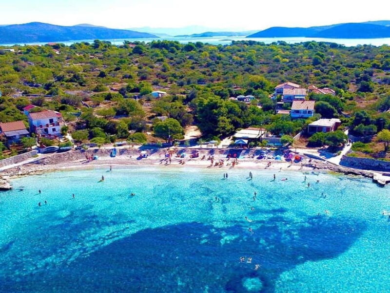 Trogir: Private speedboat tour to Blue Lagoon and 3 Islands - FAQ