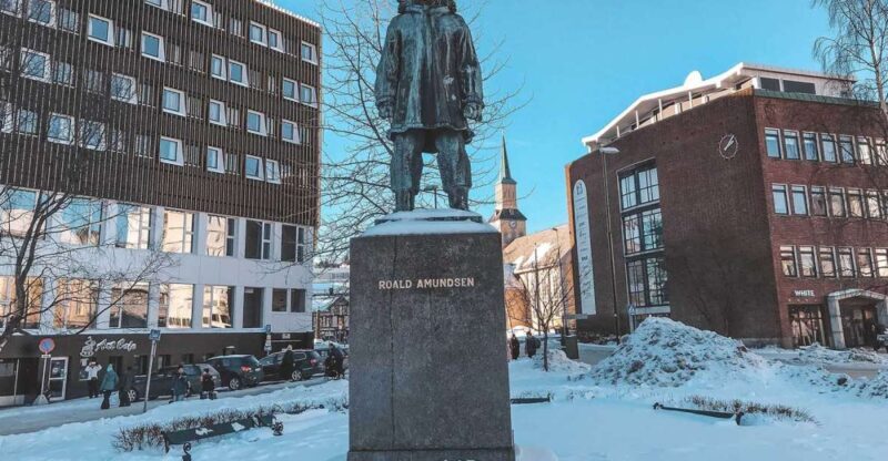 Tromsø: Arctic Exploration Historic Walking Tour - Key Points
