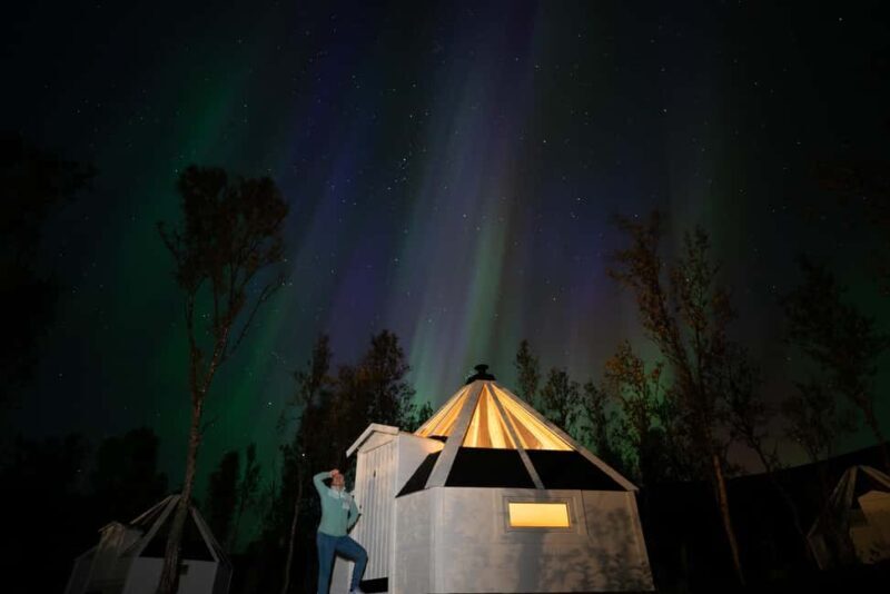 Tromsø: Aurora Crystal Lavvo Overnight Stay with Activities - Tromsø: Aurora Crystal Lavvo Overnight Stay with Activities