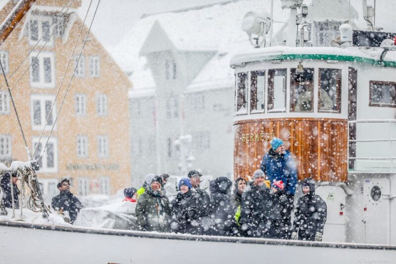 Tromsø: Fjord History Cruise with Snack and Drinks - FAQs